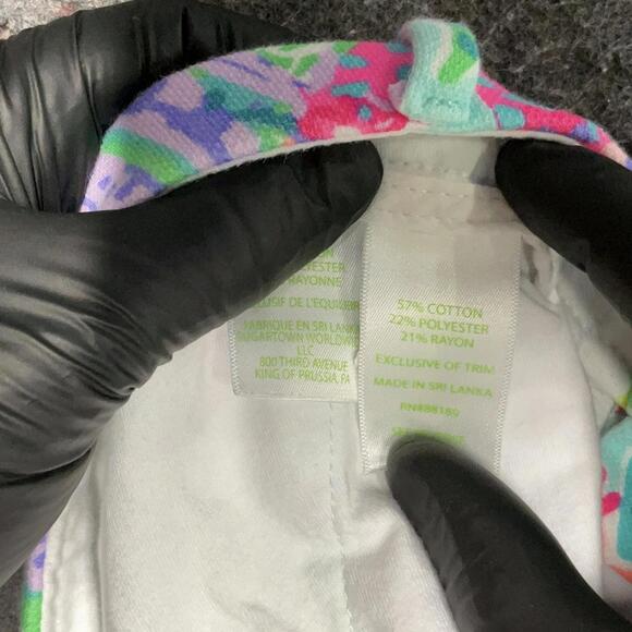 Lilly Pulitzer Tropical Print Shorts Size 6 - Picture 4 of 5